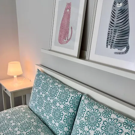 Happy Apartment