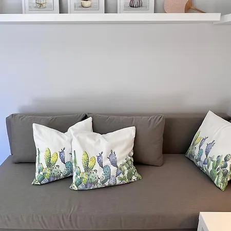 Happy Apartment *