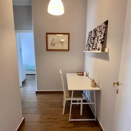 Happy Apartment